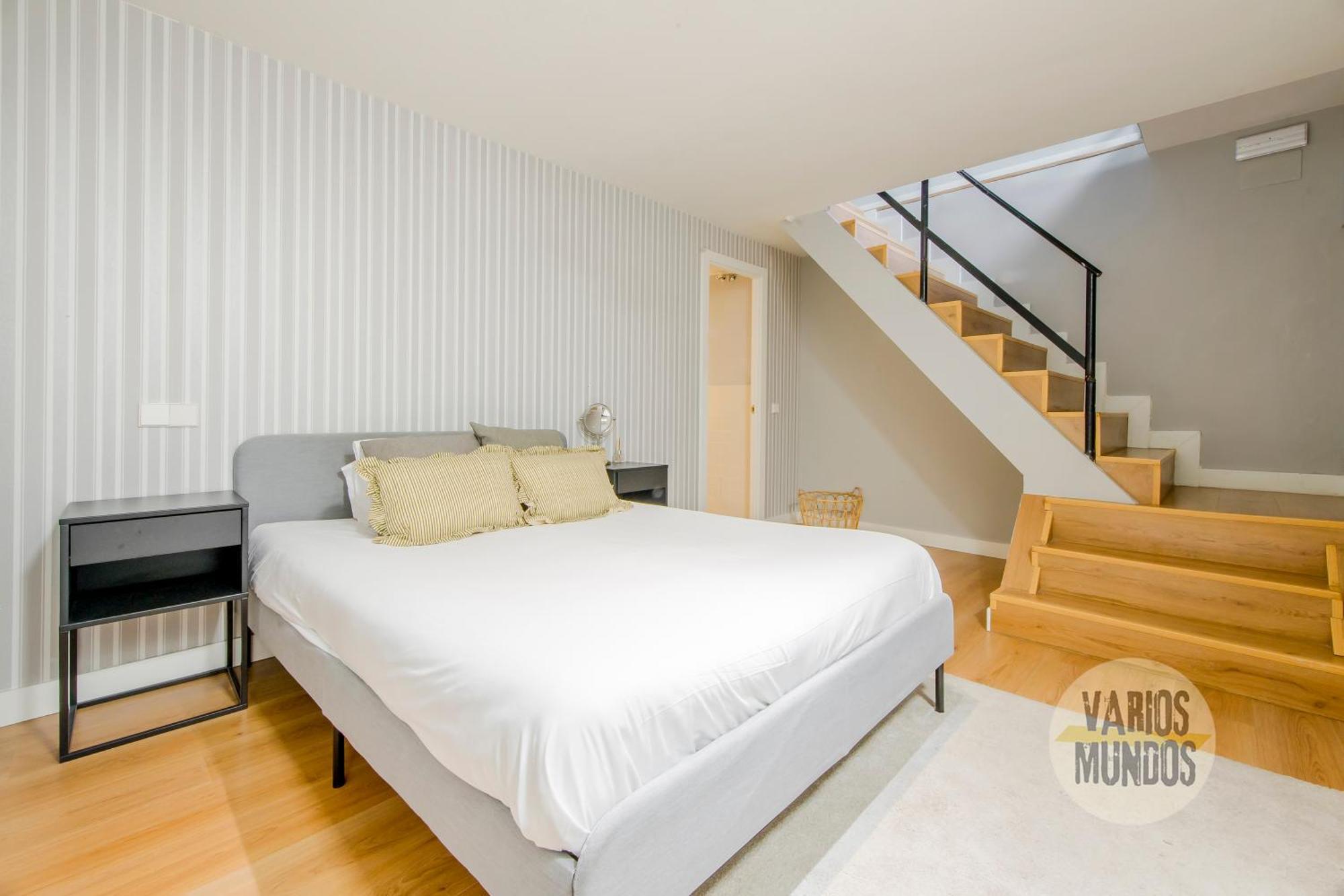 Modern Apt & Cool Interior Design A 20 Metros Del Retiro E1 Madri Exterior foto